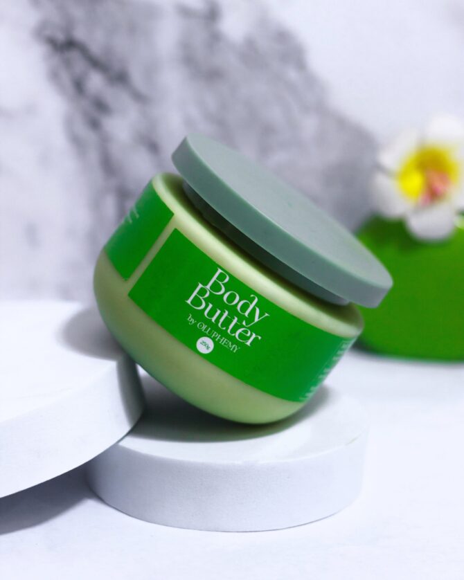 Brigthening Body Butter (New Look)